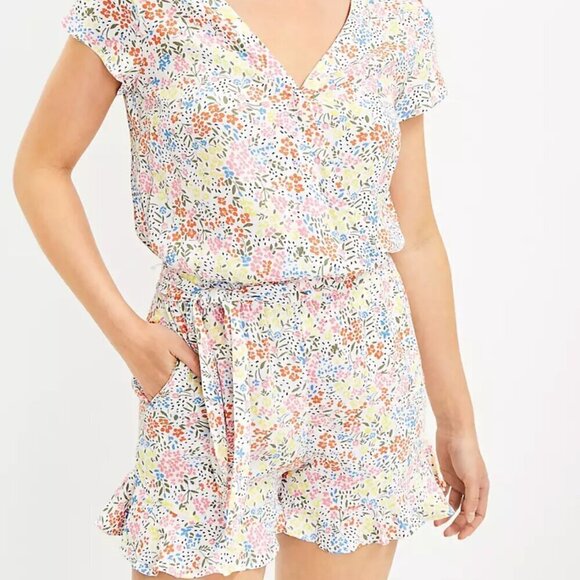 NWT LOFT Women's Size 8 Multicolor Floral Flutter Wrap Romper - Picture 1 of 6
